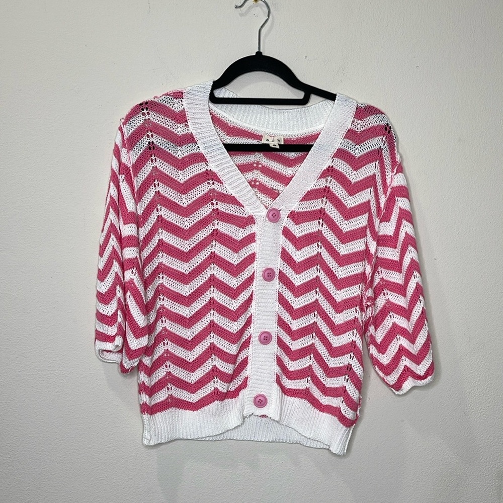 POL Pink & White Chevron 3/4 Sleeve Sweater/Cardigan